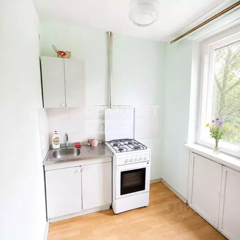 3-к кв. Курская область, Курск Краснознаменная ул., 20Б (56.2 м) - Фото 1