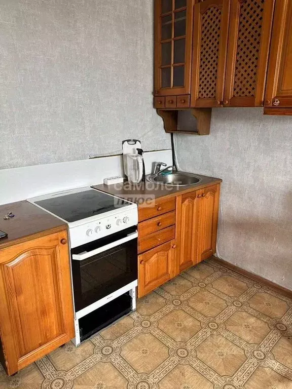 Студия Ханты-Мансийский АО, Сургут ул. Крылова, 32 (29.0 м) - Фото 2