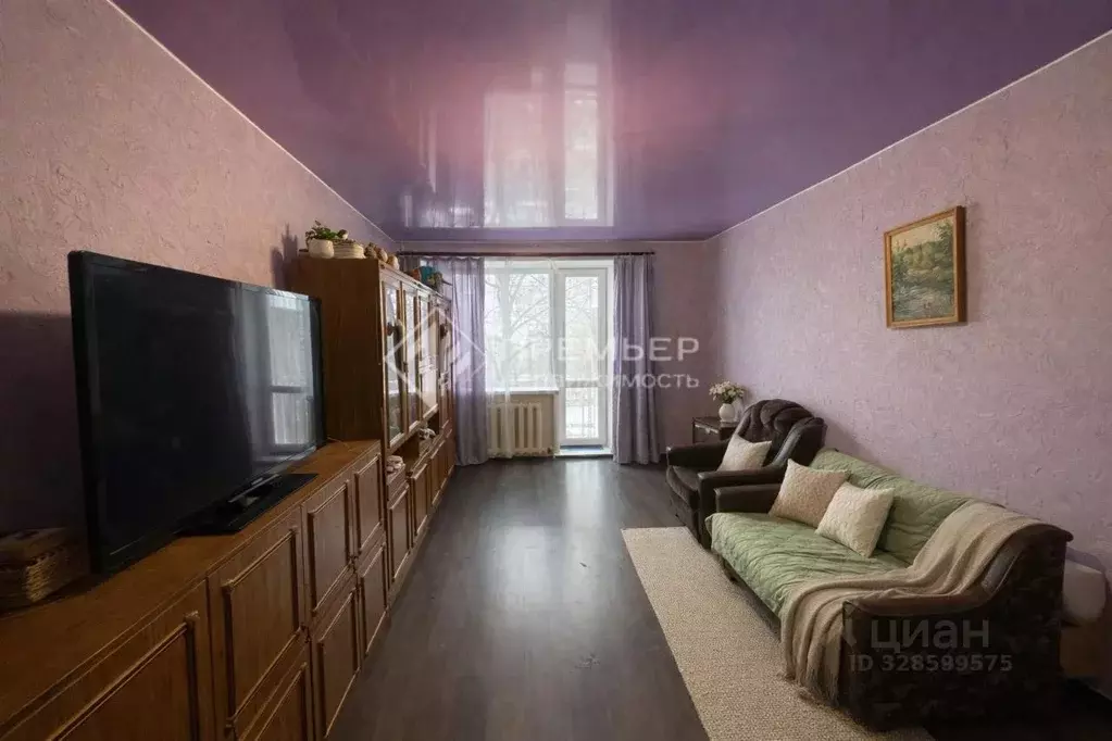 3-к кв. Кировская область, Кирово-Чепецк Первомайская ул., 4к1 (60.3 ... - Фото 1