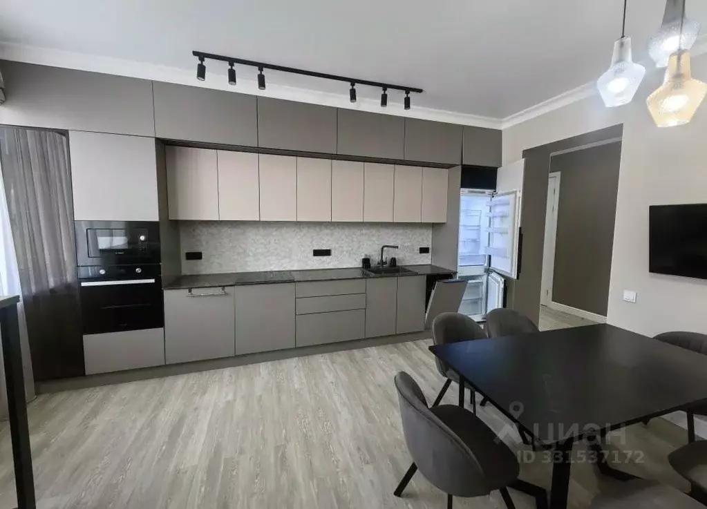 3-к кв. Башкортостан, Уфа ул. Кирова, 34 (130.0 м) - Фото 1