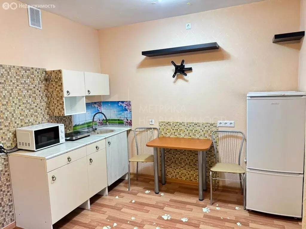 Квартира-студия: Екатеринбург, улица Лётчиков, 7 (21.3 м) - Фото 1