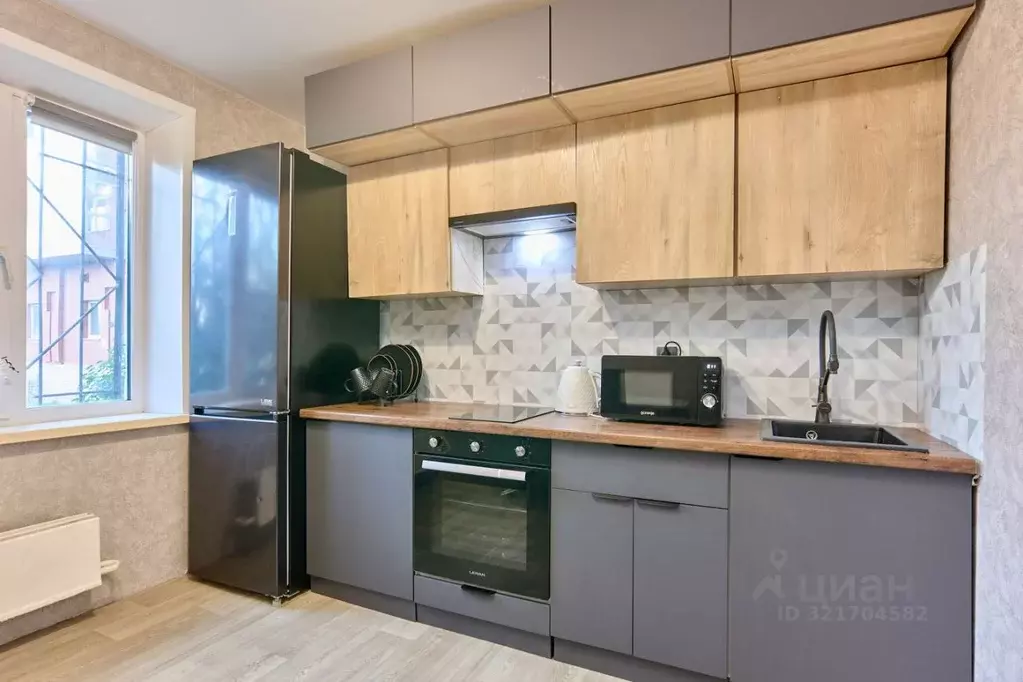 2-к кв. Пермский край, Пермь ул. Архитектора Свиязева, 2А (53.4 м) - Фото 0