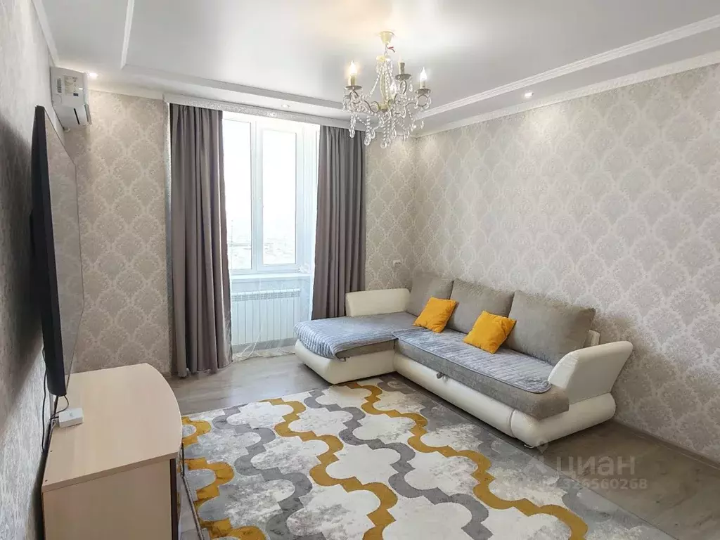 2-к кв. Астраханская область, Астрахань ул. Латышева, 3Ек1 (57.1 м) - Фото 1