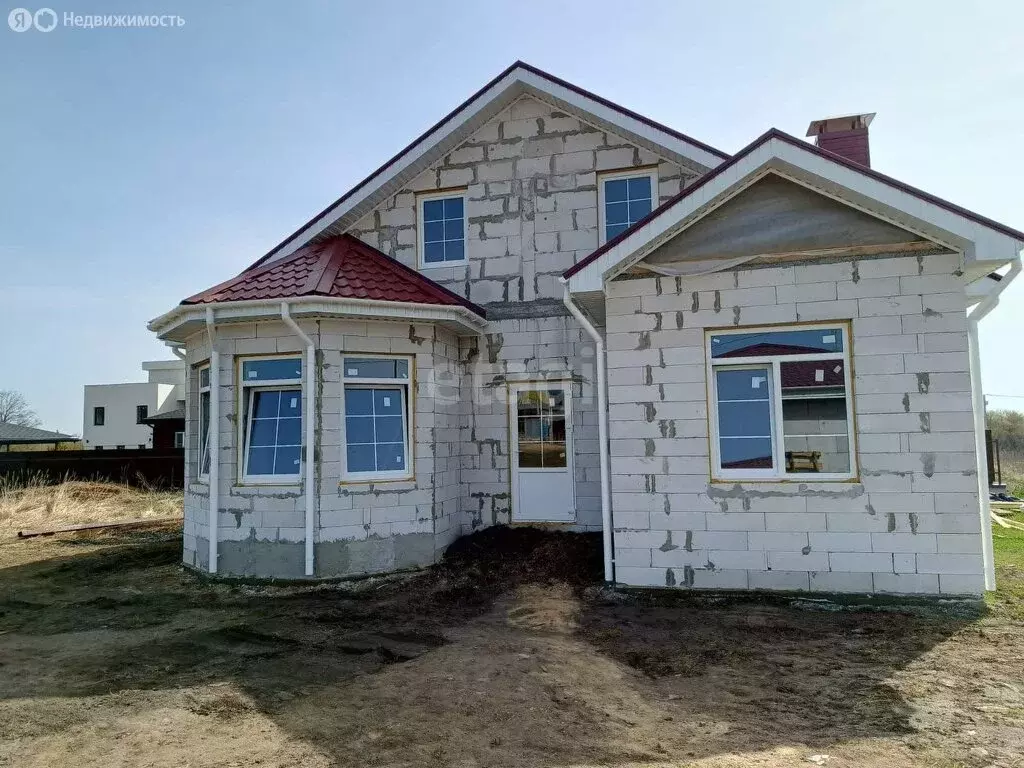 Дом в Воронежская область, село Семилуки (113 м) - Фото 0