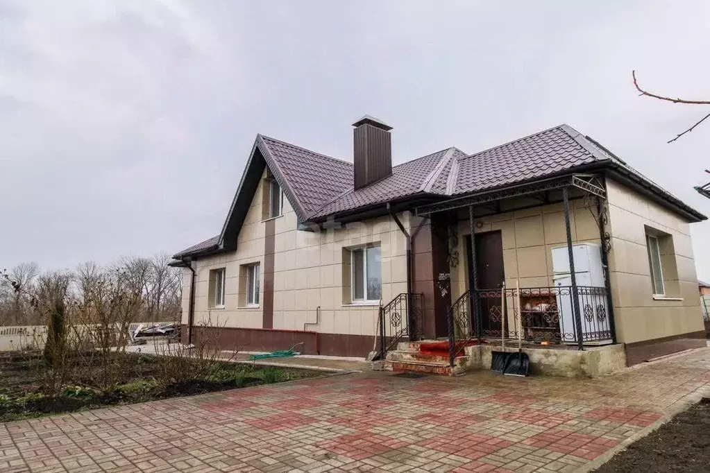 Дом в Белгородская область, Белгород ул. Ботаническая, 1 (650 м) - Фото 0