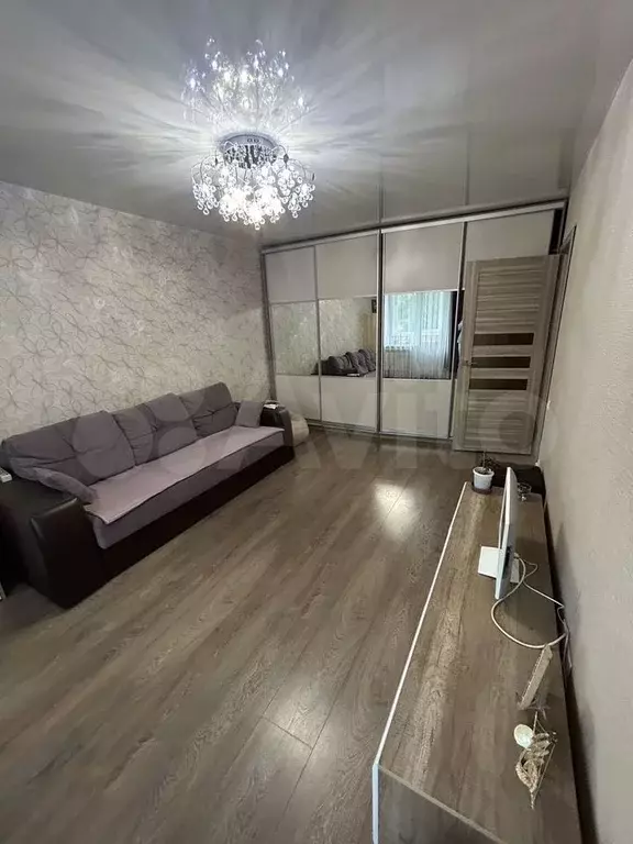 2-к. квартира, 54 м, 2/9 эт. - Фото 0