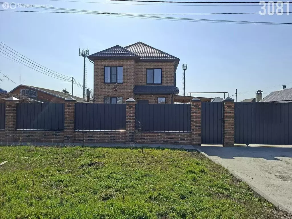 Дом в станица Новотитаровская, Октябрьская улица (125 м) - Фото 1