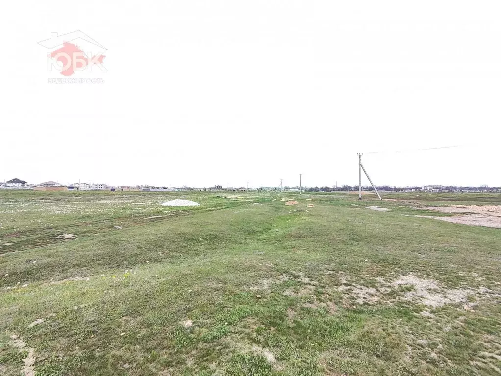 Участок в Крым, Сакский район, с. Молочное  (6.17 сот.) - Фото 1