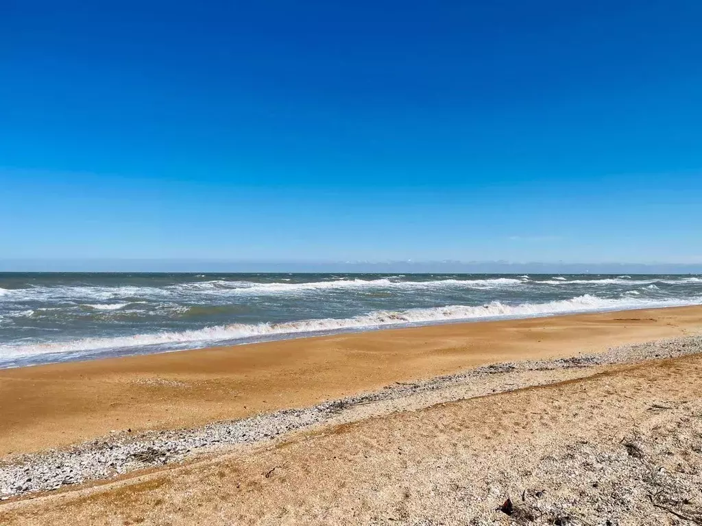 Участок в Краснодарский край, Темрюкский район, Ахтанизовское с/пос, ... - Фото 1