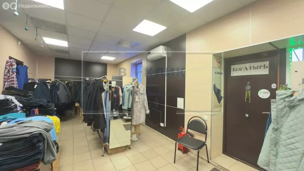 Торговая площадь (63.7 м) - Фото 1