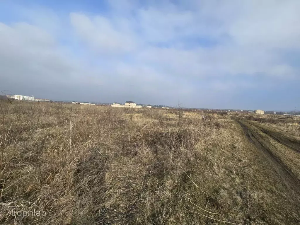 Участок в Кабардино-Балкария, Нальчик ул. Шогенова, 82 (6.1 сот.) - Фото 1