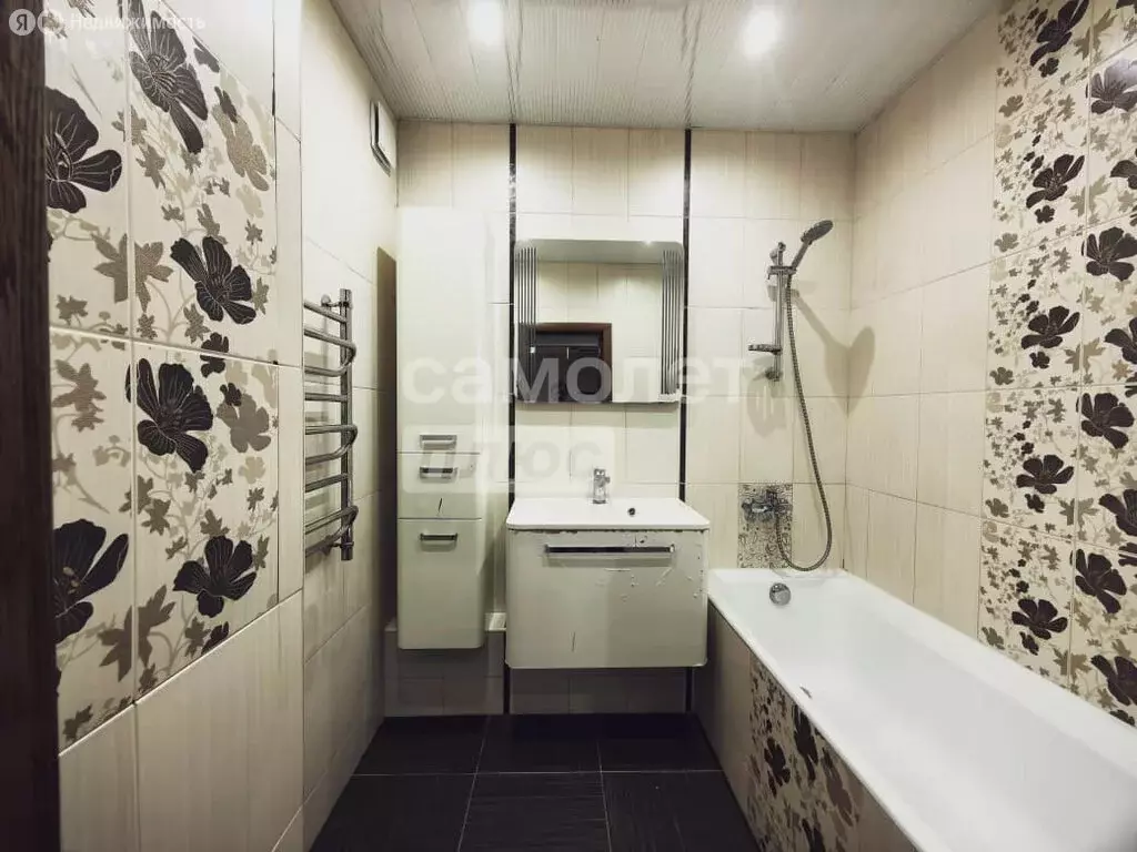 2-комнатная квартира: Пироговский, Советская улица, 2А (74.8 м) - Фото 1