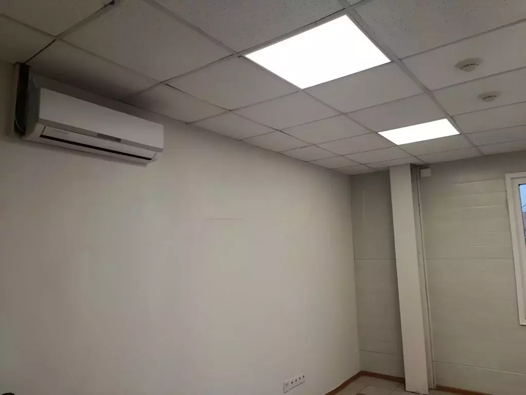 Офис в Красноярский край, Красноярск Телевизорная ул., 1С4 (21 м) - Фото 0