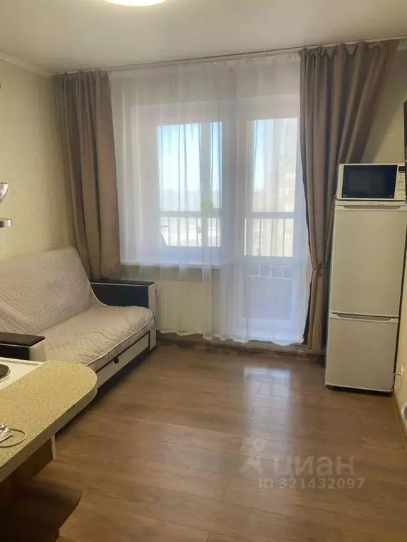 Студия Тюменская область, Тюмень ул. Новоселов, 115 (18.0 м) - Фото 1