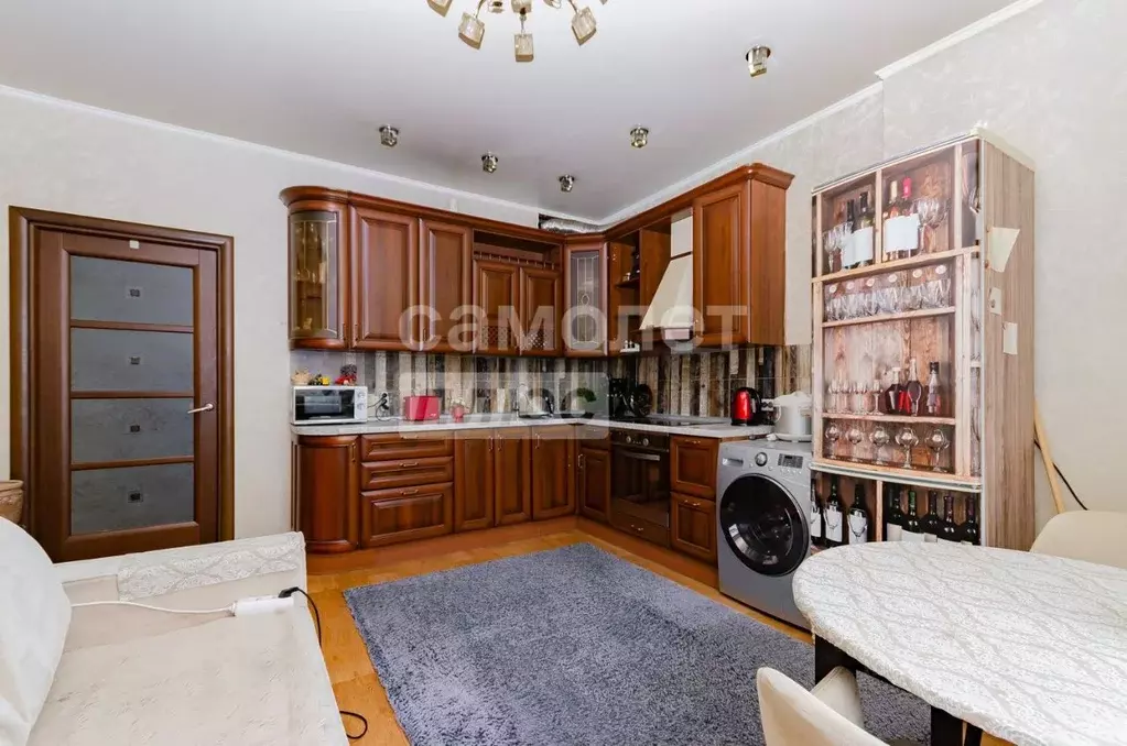 2-к кв. Челябинская область, Челябинск ул. Бейвеля, 6 (68.7 м) - Фото 1