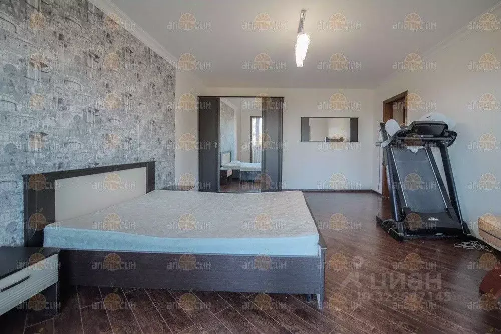 3-к кв. Ставропольский край, Ставрополь пер. Макарова, 12/1 (96.0 м) - Фото 1