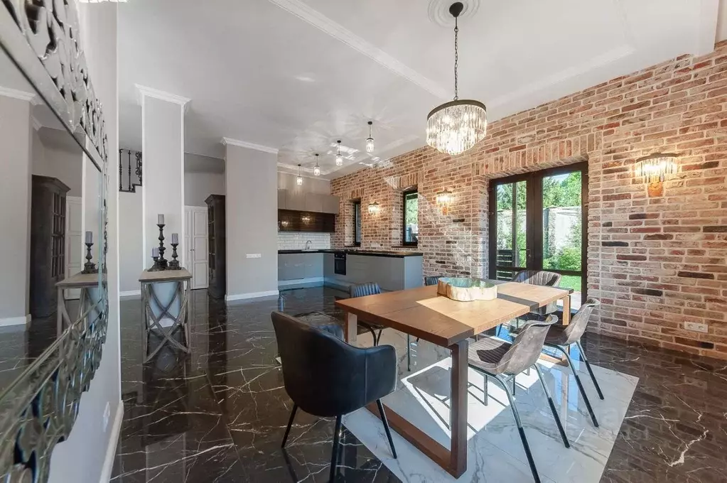 Дом в Москва Сосенское поселение, ул. Зименковская, 117к1 (300 м) - Фото 2