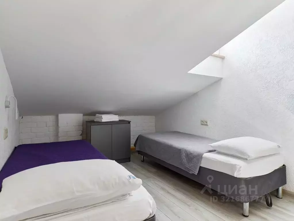 Комната Татарстан, Казань ул. Гаяза Исхаки, 15 - Фото 1