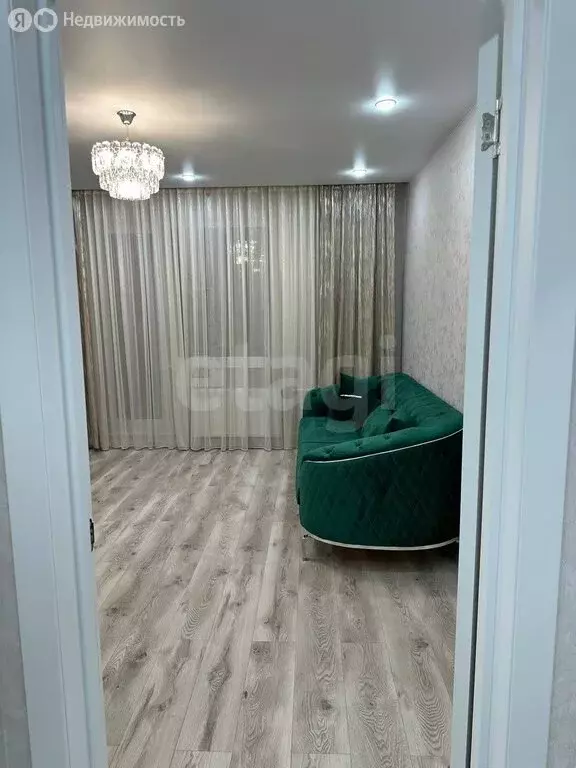 3-комнатная квартира: Челябинск, улица Университетская Набережная, 109 ... - Фото 1