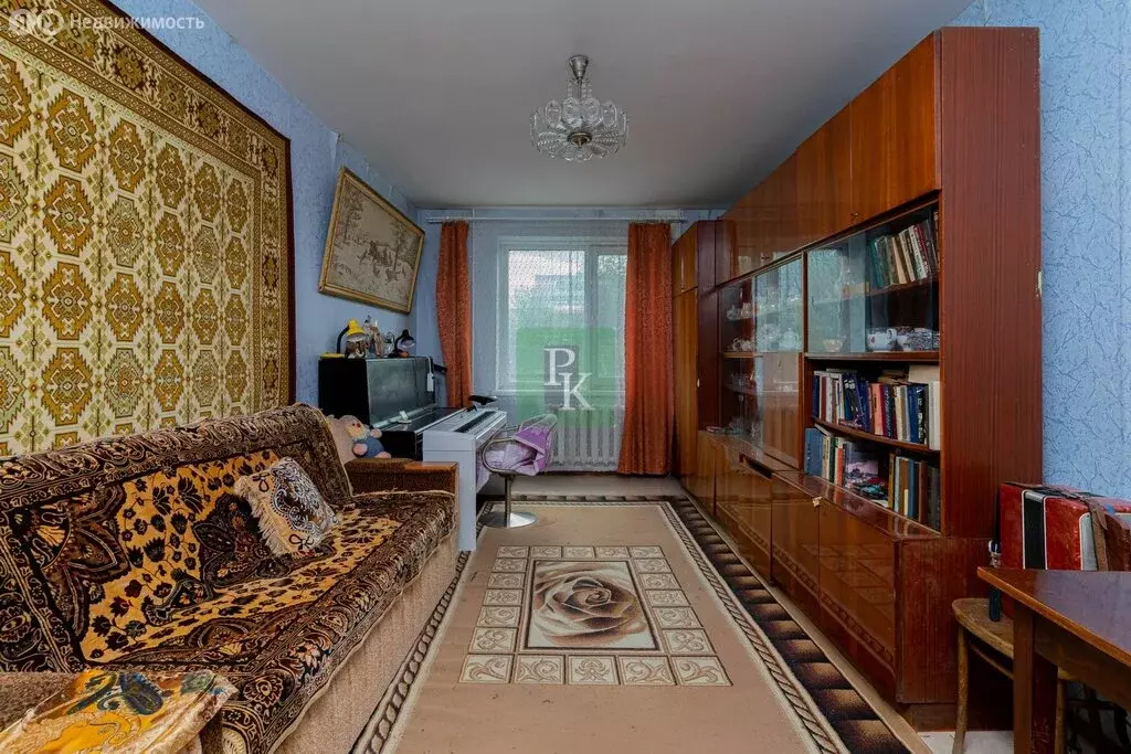 2-комнатная квартира: Симферополь, улица Зои Рухадзе, 16 (50.7 м) - Фото 1
