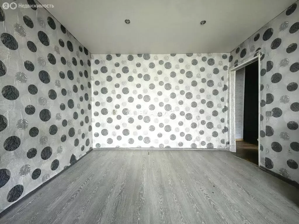 2-комнатная квартира: Смоленск, улица Кирова, 29В (45 м) - Фото 1