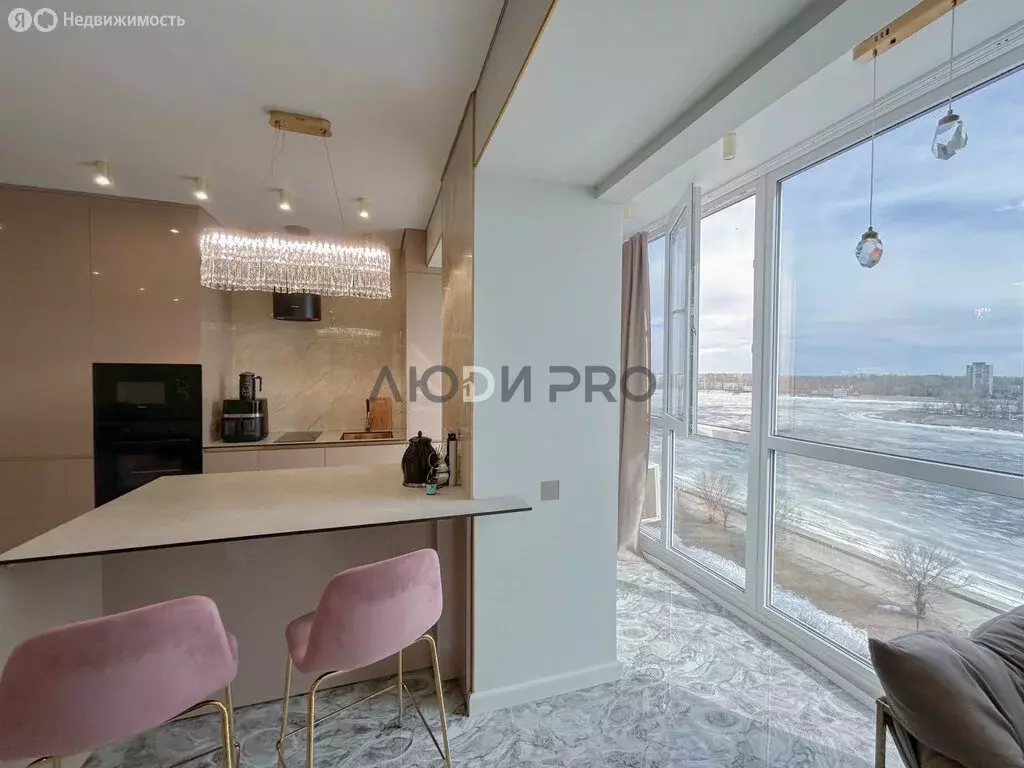 Квартира-студия: Балаково, улица Титова, 42 (39.5 м) - Фото 1