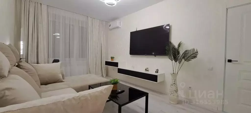 1-к кв. Чувашия, Чебоксары Водопроводная ул., 10к1 (49.0 м) - Фото 1