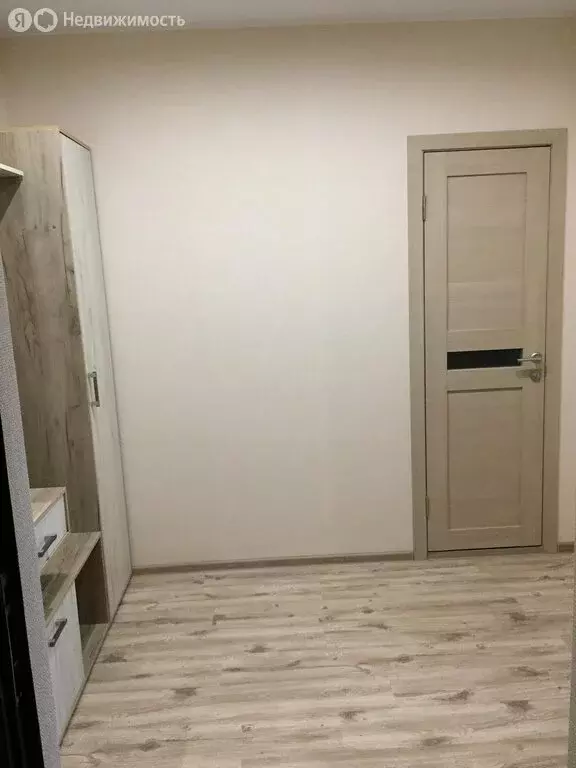 Квартира-студия: Челябинск, улица Молодогвардейцев, 74 (40.9 м) - Фото 2