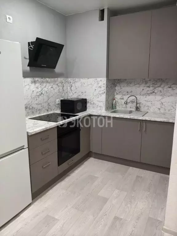 1-к кв. Ленинградская область, Гатчина бул. Авиаторов, 5/18 (36.0 м) - Фото 1