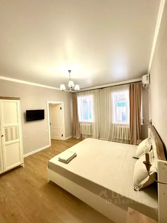 Дом в Дагестан, Дербент ул. Владимира Ленина, 100 (120 м) - Фото 1