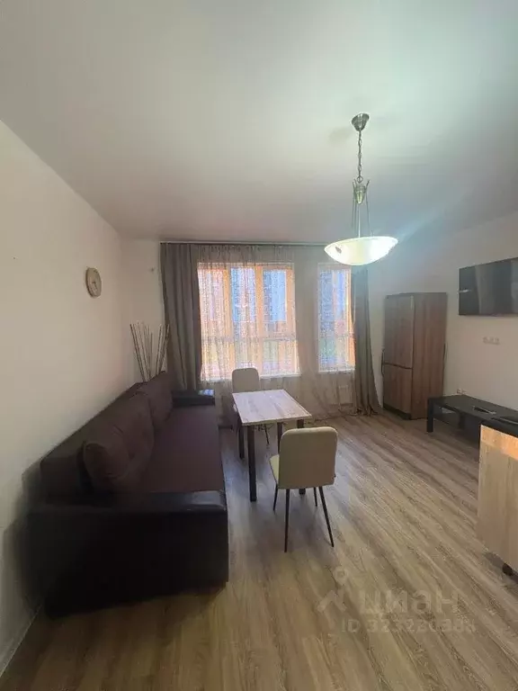 Студия Москва Десеновское поселение, ул. 3-я Нововатутинская, 6 (26.1 ... - Фото 1