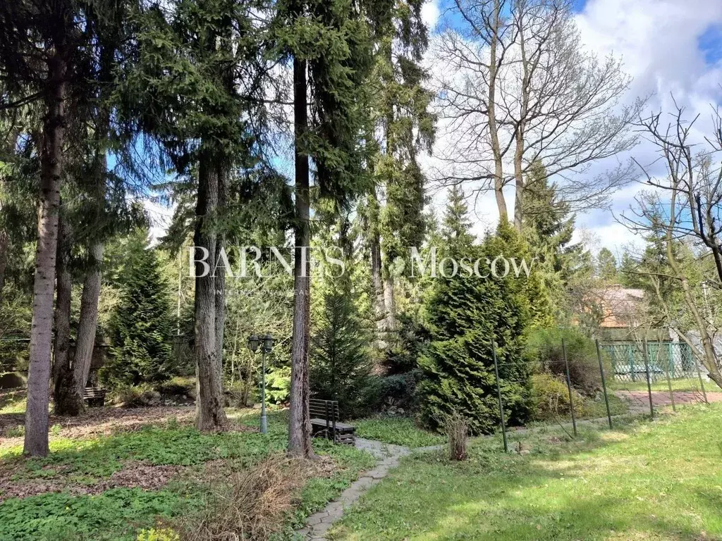 Участок в Московская область, Наро-Фоминский городской округ, д. ... - Фото 1