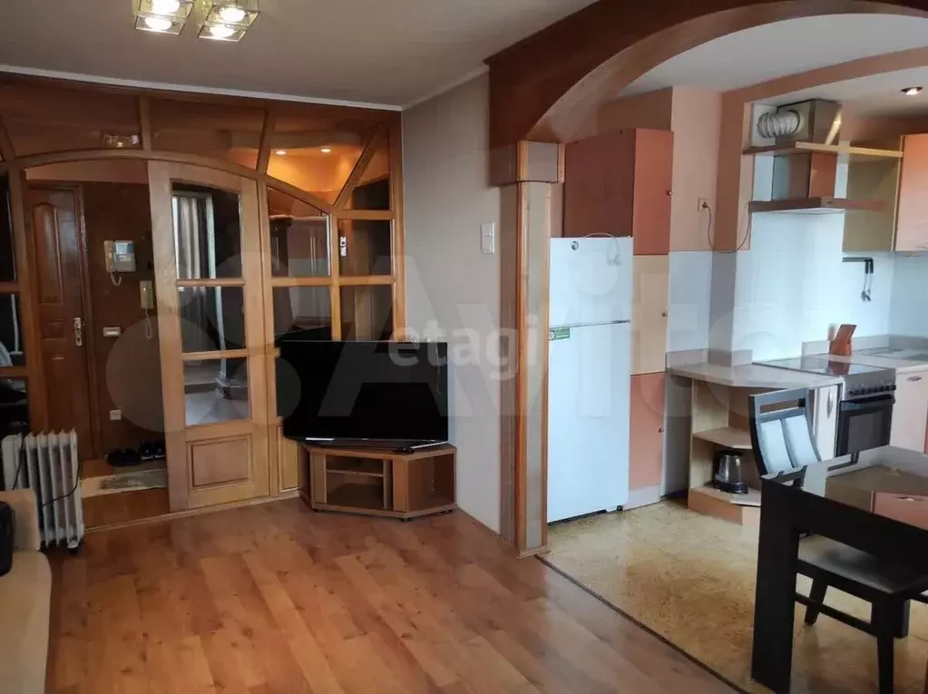 2-к. квартира, 50 м, 5/5 эт. - Фото 0