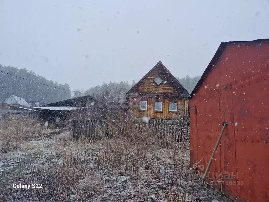Дом в Челябинская область, Миасский городской округ, пос. Михеевка ул. ... - Фото 1