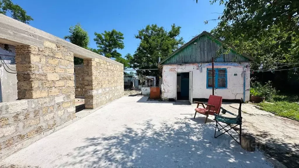 Дом в Крым, Ленинский район, с. Луговое ул. Шагиняна, 6 (41 м) - Фото 1