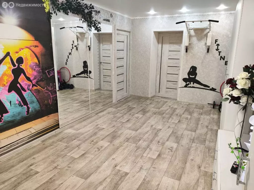 3-комнатная квартира: село Субханкулово, улица Ленина, 8 (57.2 м) - Фото 1