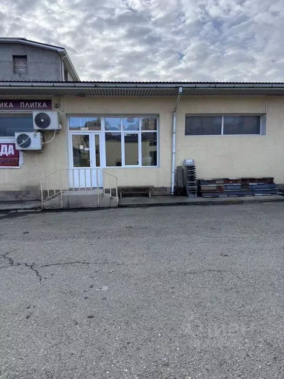 Торговая площадь в Краснодарский край, Анапа ул. Чехова, 77 (100 м) - Фото 1