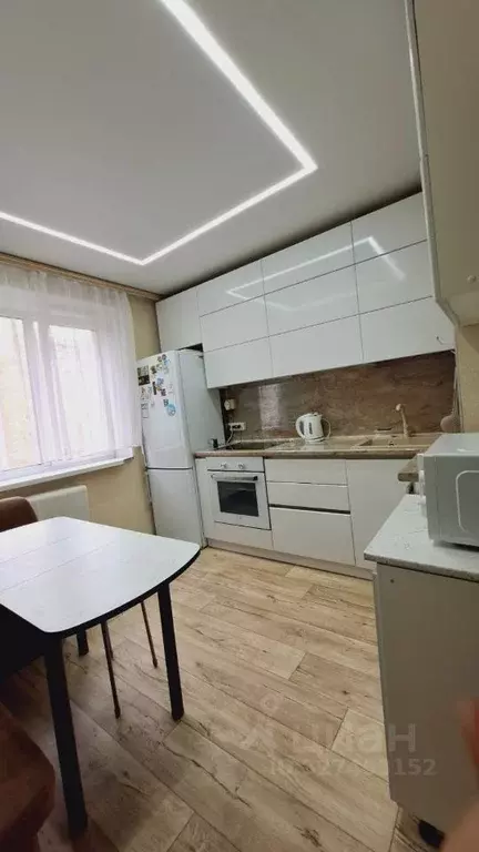 2-к кв. Ульяновская область, Ульяновск просп. Ленинского Комсомола, 37 ... - Фото 2