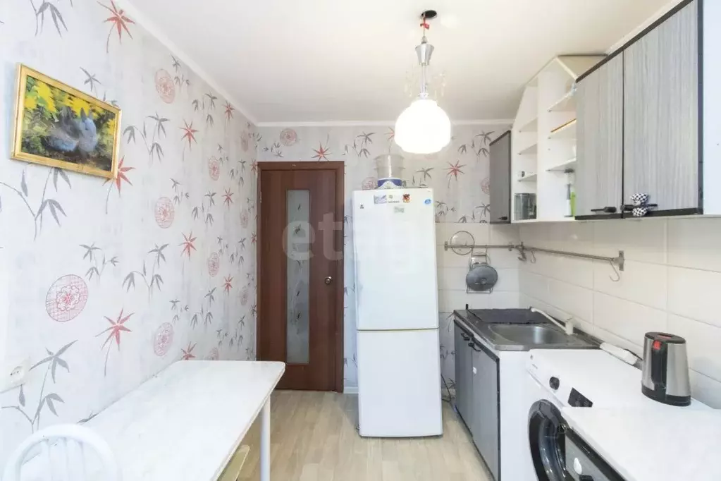 2-к кв. Тюменская область, Тюмень ул. Мельникайте, 46 (47.5 м) - Фото 1