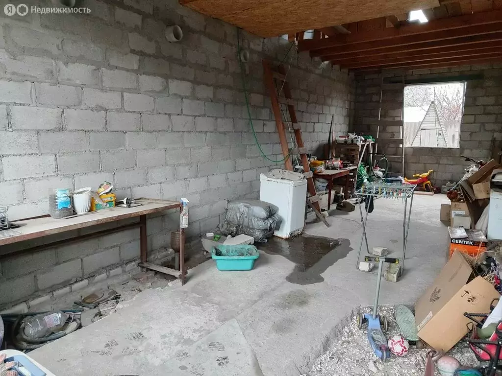 Дом в Волгоград, 2-я улица Лескова (200 м) - Фото 0