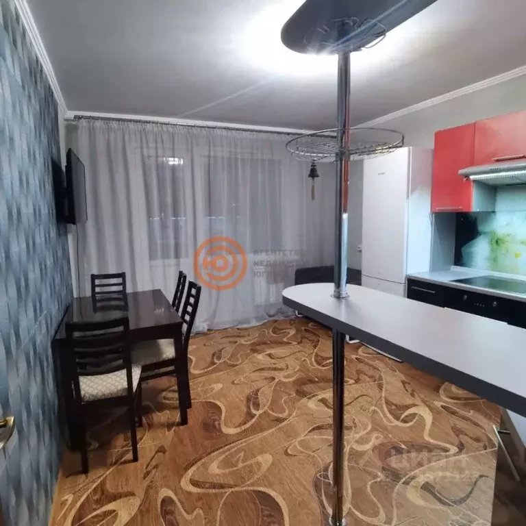 3-к кв. Тюменская область, Тюмень Широтная ул., 192к1 (90.1 м) - Фото 0