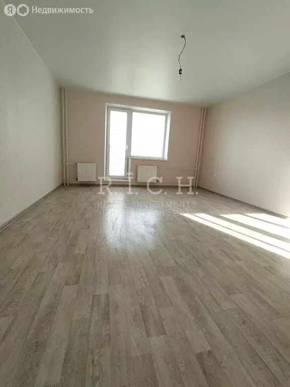 Квартира-студия: Челябинск, улица Маршала Чуйкова, 14 (26 м) - Фото 1