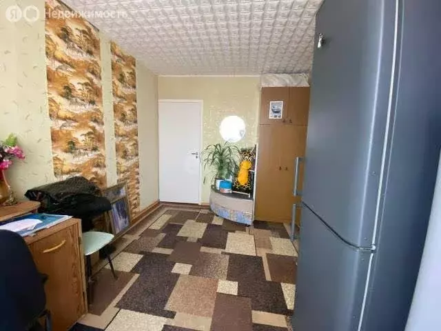 4-комнатная квартира: Ачинск, 4-й Привокзальный микрорайон, 8 (86.5 м) - Фото 0