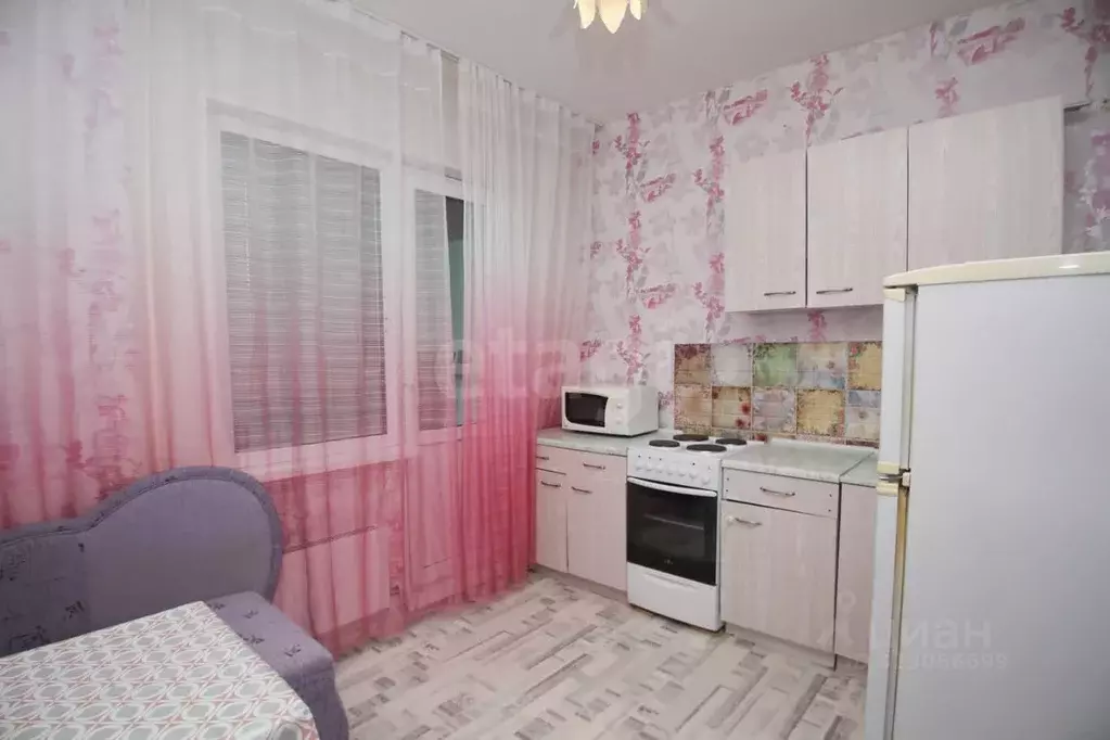 1-к кв. Ханты-Мансийский АО, Сургут Пролетарский просп., 35 (36.8 м) - Фото 1