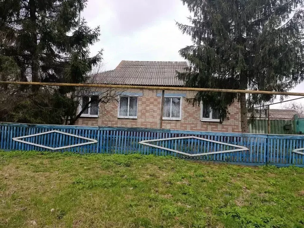 Дом в Белгородская область, Новооскольский муниципальный округ, с. ... - Фото 2