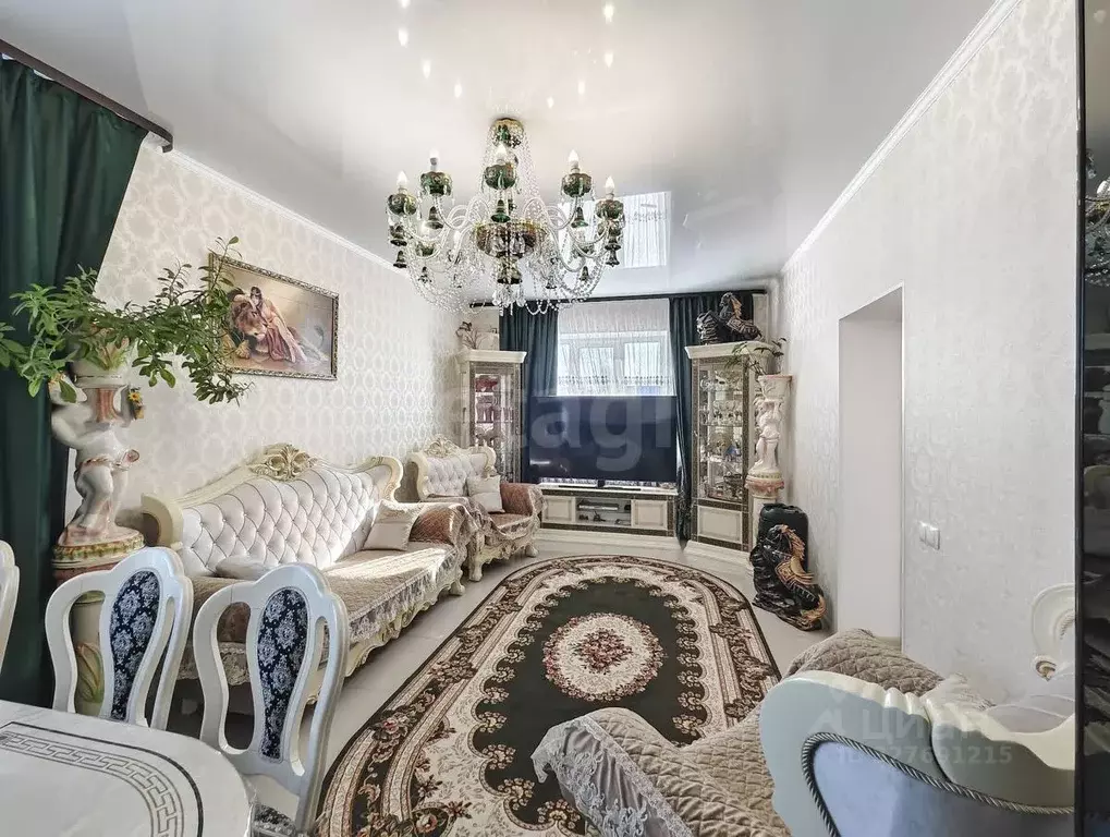 Дом в Тюменская область, Тюмень Казарово мкр, ул. Халиуллы Валеева ... - Фото 1