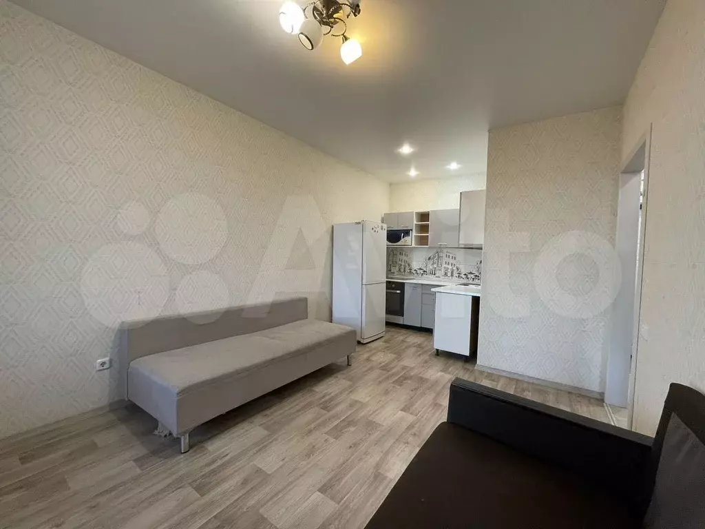 1-к. квартира, 38 м, 15/17 эт. - Фото 1