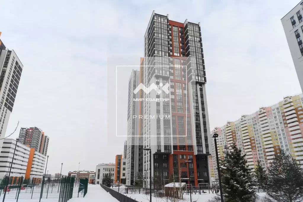 Торговая площадь в Санкт-Петербург Ультра Сити 2 жилой комплекс (125 ... - Фото 1