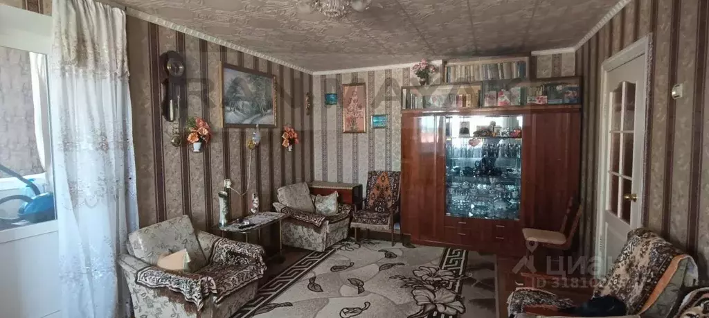 3-к кв. Адыгея, Майкоп Краснооктябрьская ул., 27 (60.2 м) - Фото 0