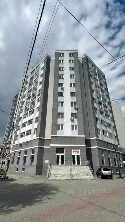 1-к кв. Саратовская область, Энгельс Театральная ул., 10А (61.6 м) - Фото 0